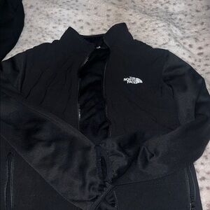 The North Face Classic Black Full-Zip Jacket KIDS LARGE